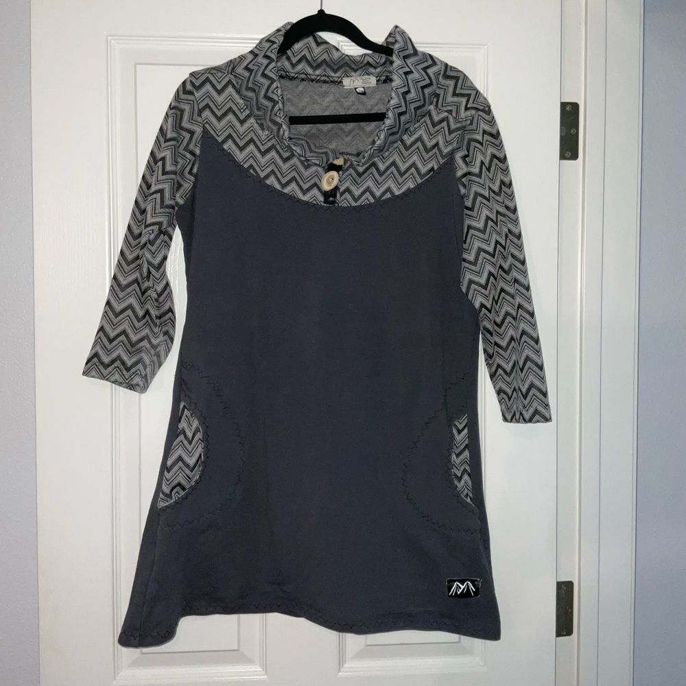 Alaskan style tunic size XL